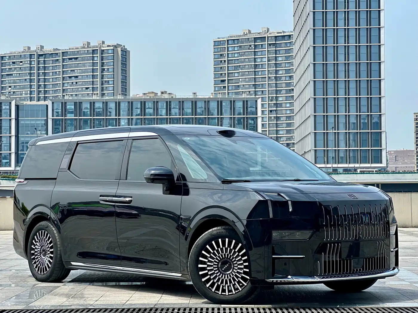 ZEEKR EXTREME KRYPTON 009