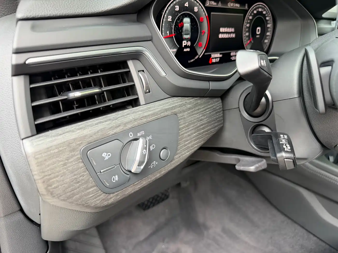 Audi A4L 2022 40 TFSI Fashion Elegance фото 9
