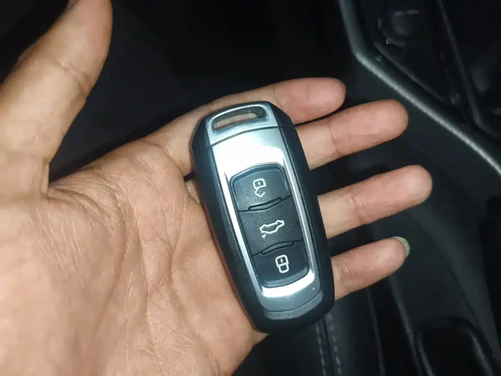 Geely Emgrand GS 2016 2016 Elegance Edition 1.3T Manual Premium