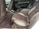Photo 15 - Porsche Panamera