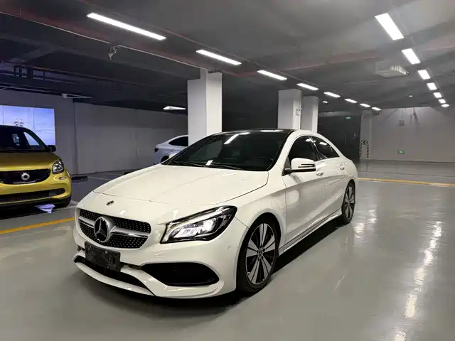 MERCEDES-BENZ CLA