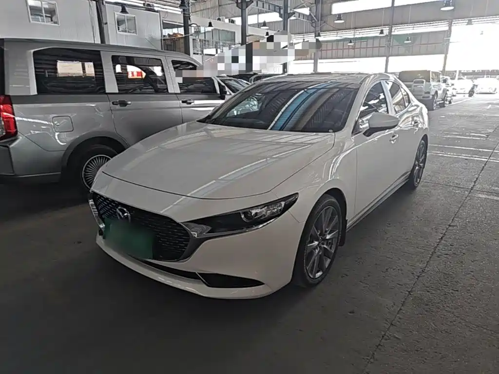 Mazda 3 Axela 2023 2.0L Auto Zhiya