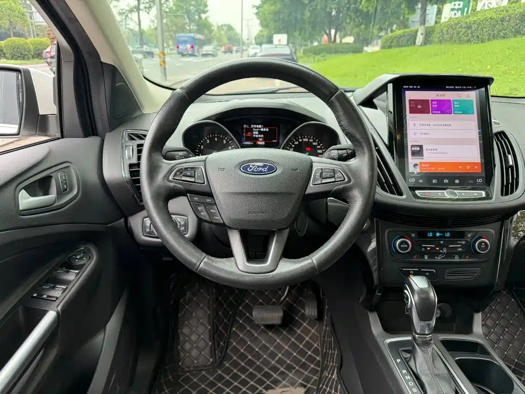 Ford Kuga 2019 2019 EcoBoost 180 FWD Luxury Edition China V