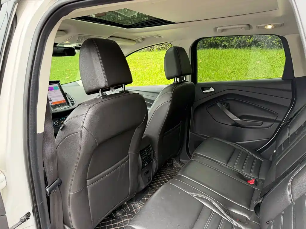 Ford Kuga 2019 2019 EcoBoost 180 FWD Luxury Edition China V