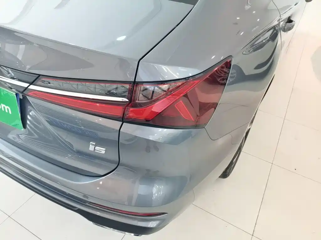 Roewe i5 2025 2024 1.5L CVT Prestige Edition