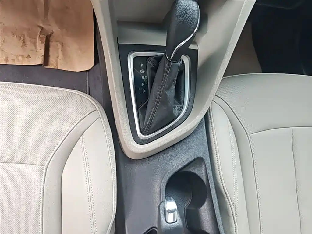 Buick Excelle 2021 Exemplar 1.5L Auto Elite фото 14