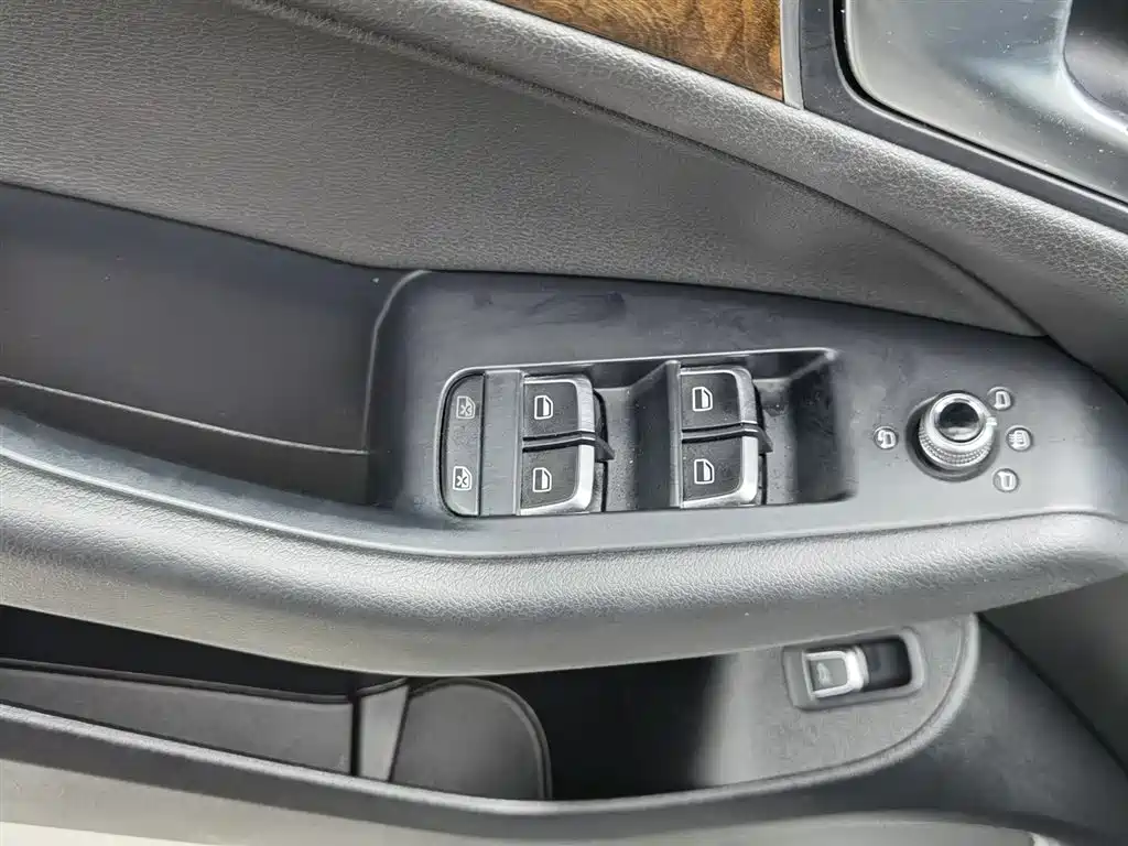 Audi Q5 2013 40 TFSI Comfort фото 9