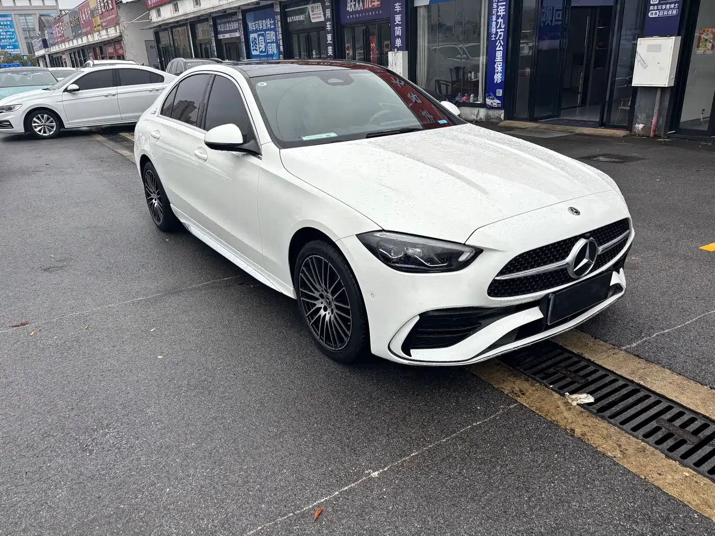 MERCEDES-BENZ C CLASS