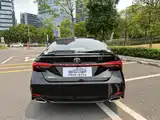 Фото 8 - Toyota Avalon