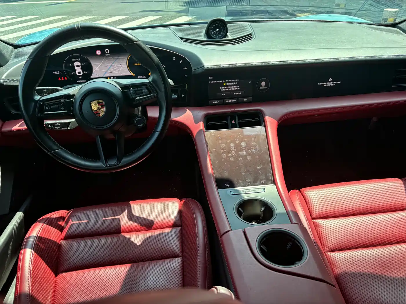 Porsche Taycan 2021 2020 Taycan