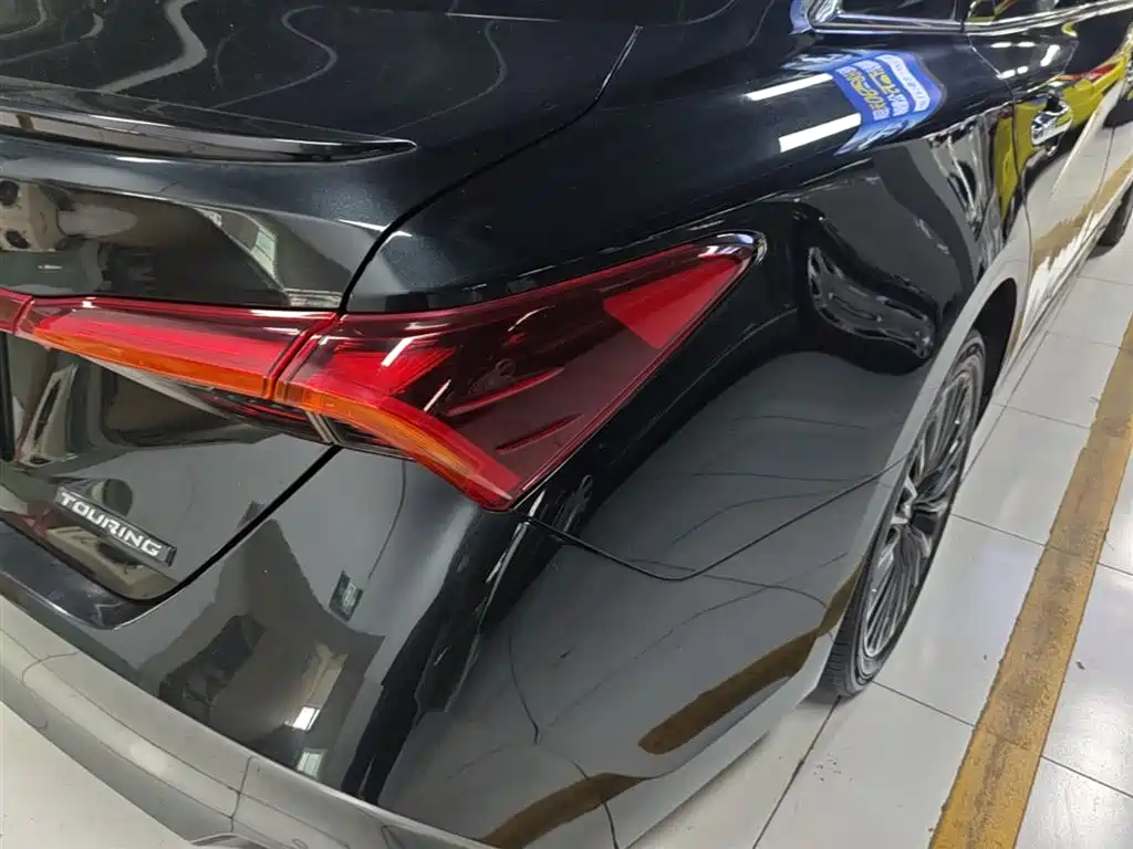 Toyota Avalon 2023 2.5L Touring Premium Edition фото 8