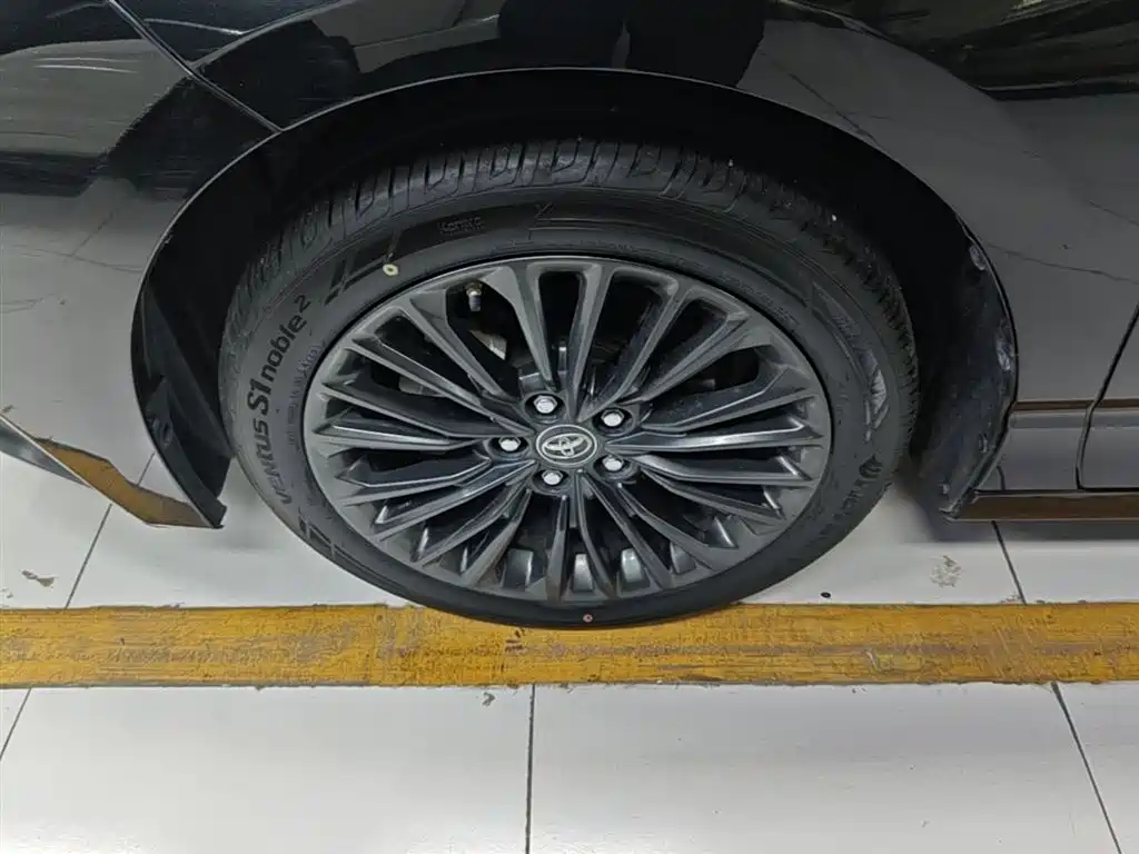 Toyota Avalon 2023 2.5L Touring Premium Edition фото 23