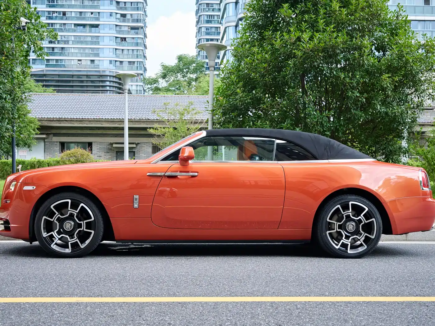 Rolls-Royce Dawn 2017 2015 6.6T Standard