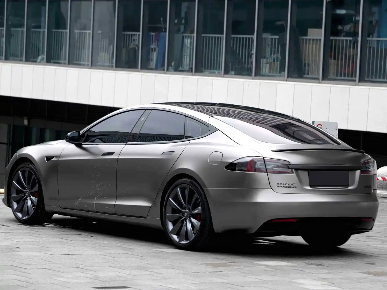 Фото 17 - Tesla Model S