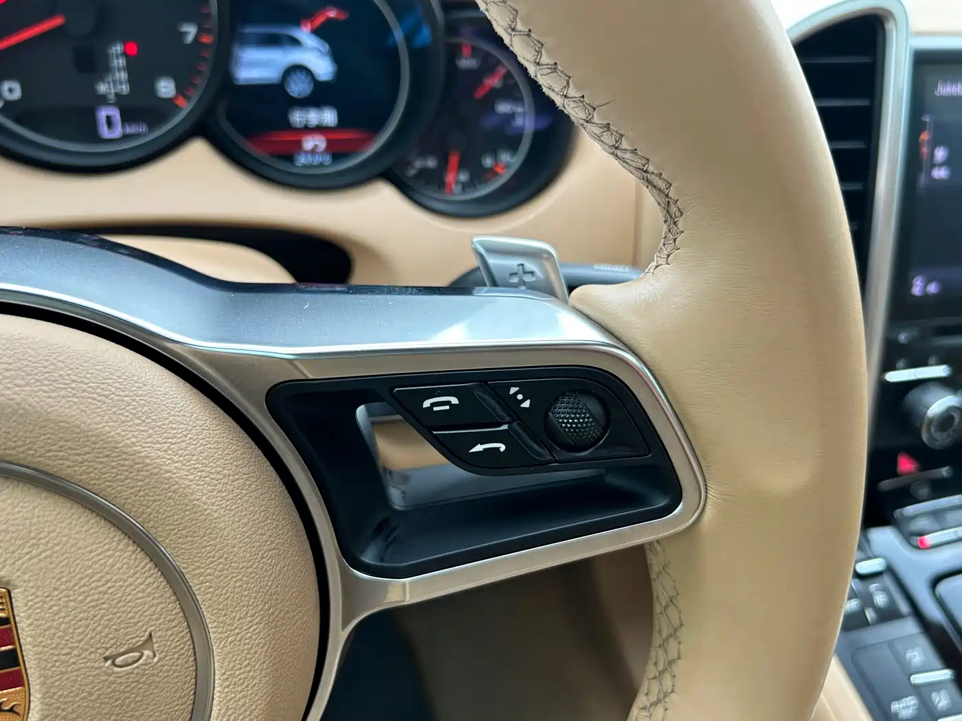 Porsche Cayenne 2016 Cayenne Platinum Edition 3.0T фото 36