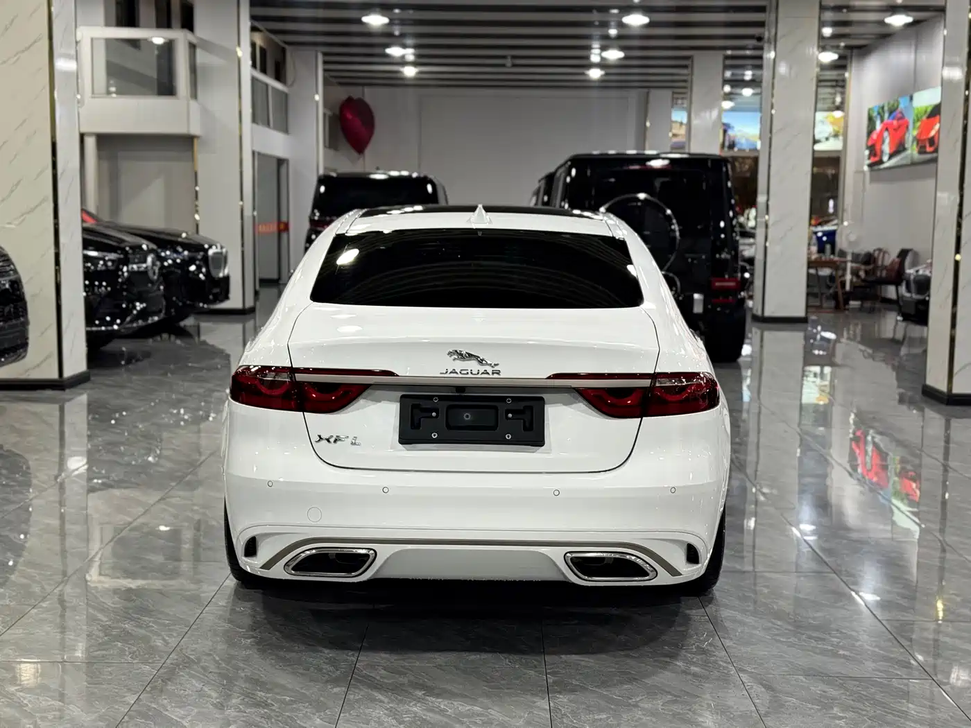 Jaguar XFL 2025 2025 2.0T P250 FWD Luxury Edition