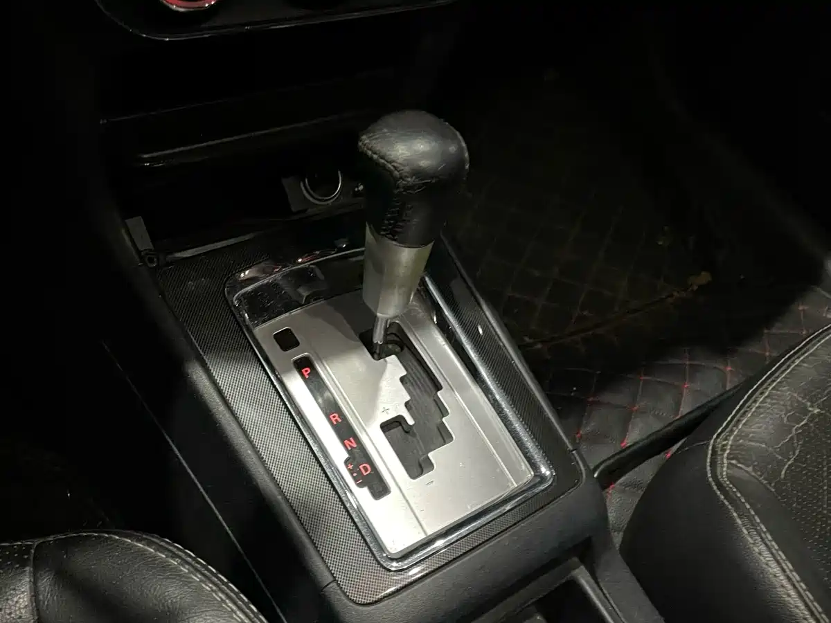 Mitsubishi Lancer EX 2011 Zhi Shang Edition 1.8L CVT Luxury фото 3