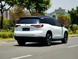 Фото 4 - NIO ES8