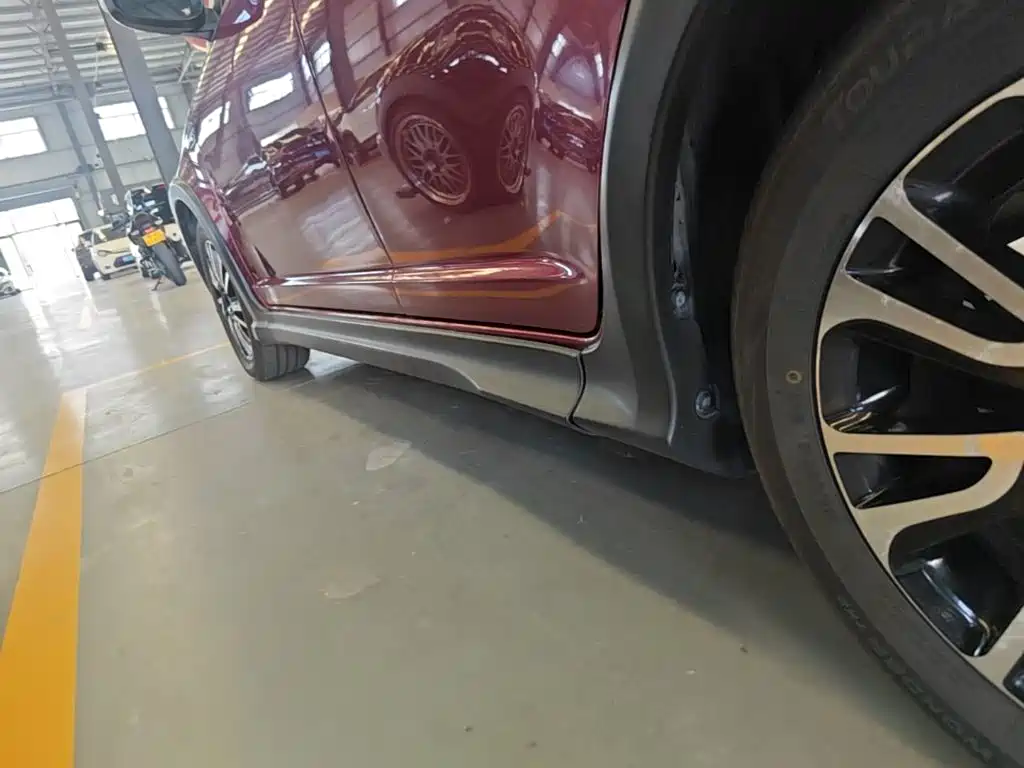 Фото 21 - Suzuki Swift