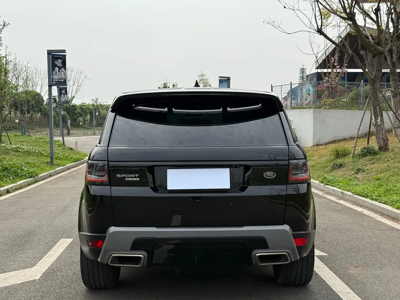 Land Rover Range Rover Sport 2019 3.0 SC V6 Special Edition фото 13