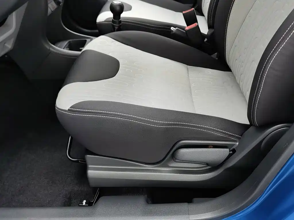 Suzuki Alto 2013 2013 1.0L Manual Deluxe