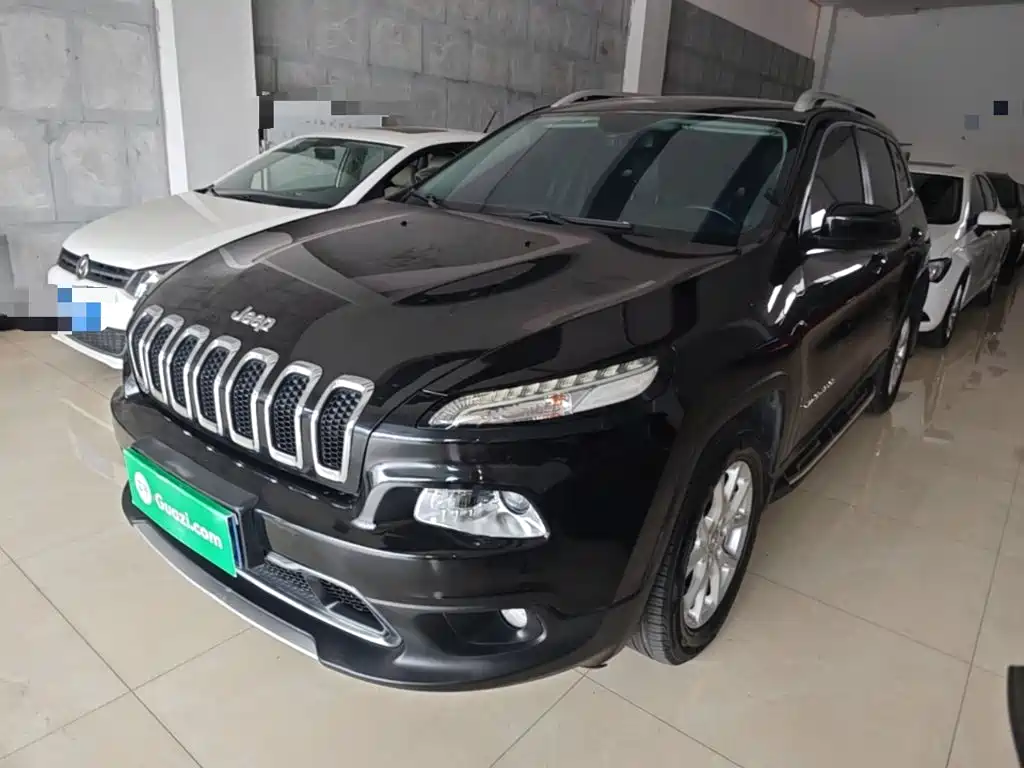 Jeep Cherokee 2018 2017 2.0L Superior Edition