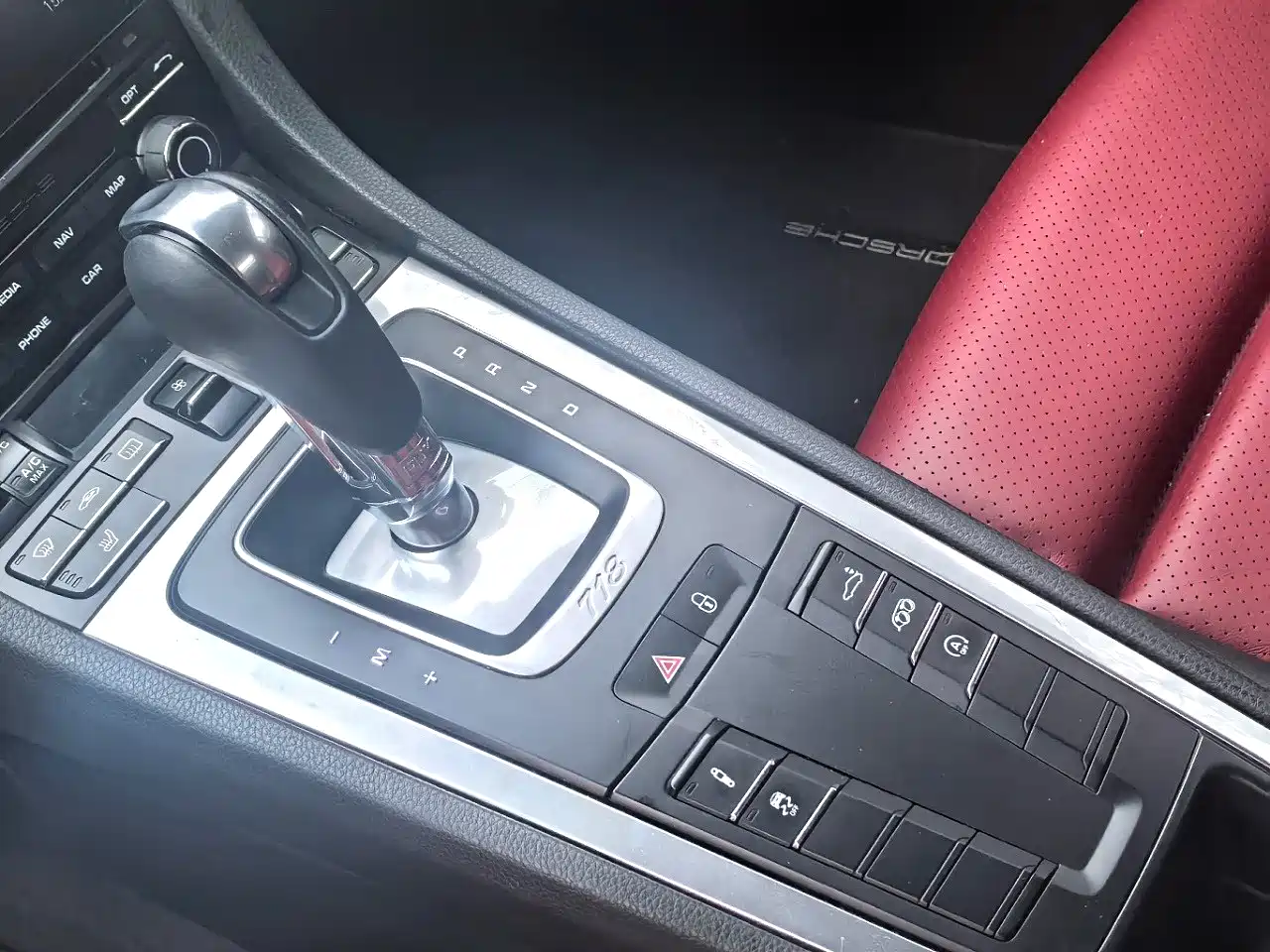 Porsche 718 2018 Cayman 2.0T фото 5