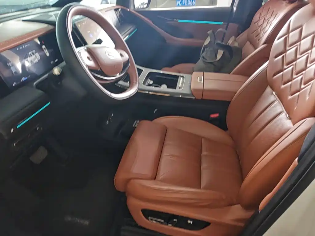 GAC Trumpchi Trumpchi Xiangwang M8 2025 2025 Model QianKun Series Ultra First Class