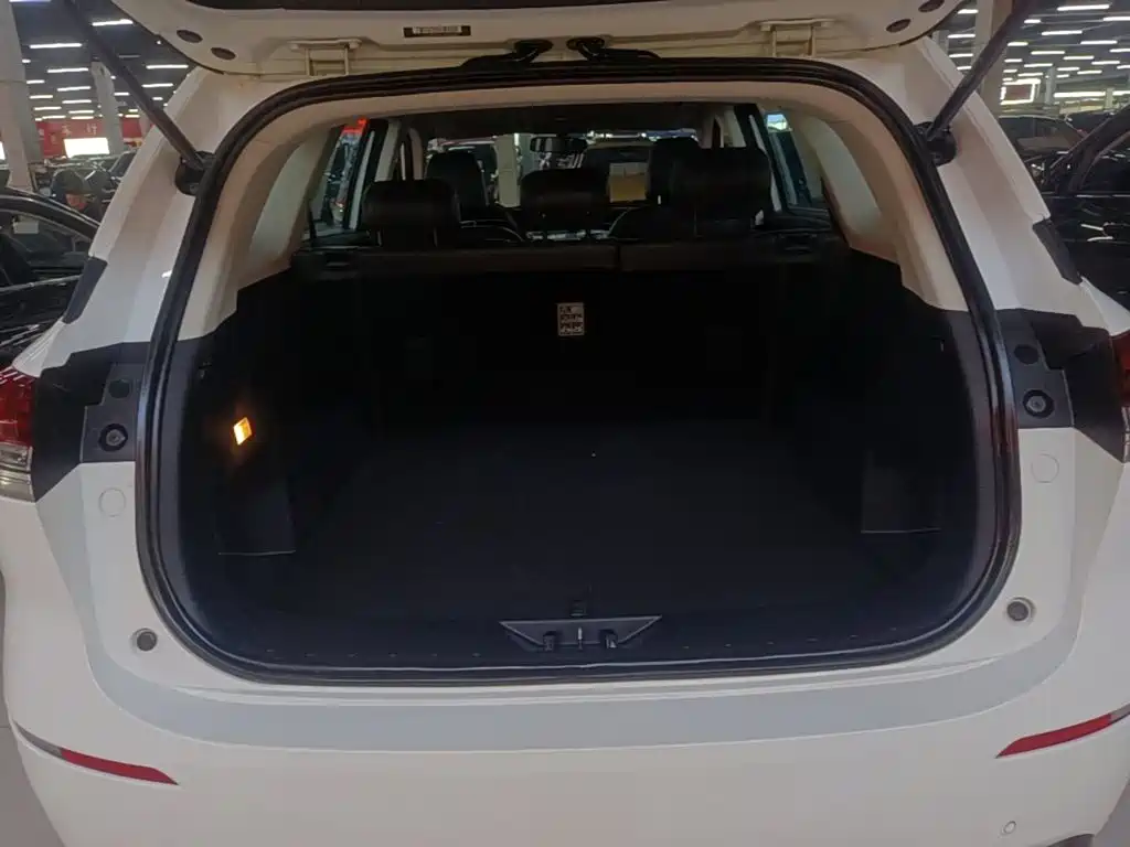 صورة 19 - Changan Oshan X7