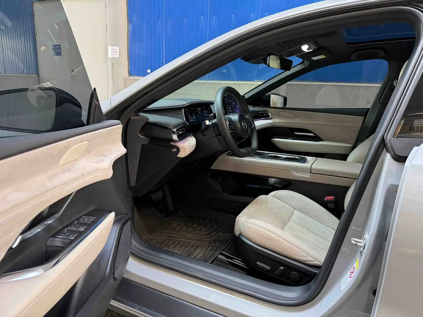 Mazda EZ-6 2025 2024 Extended Range 200 Premium Edition