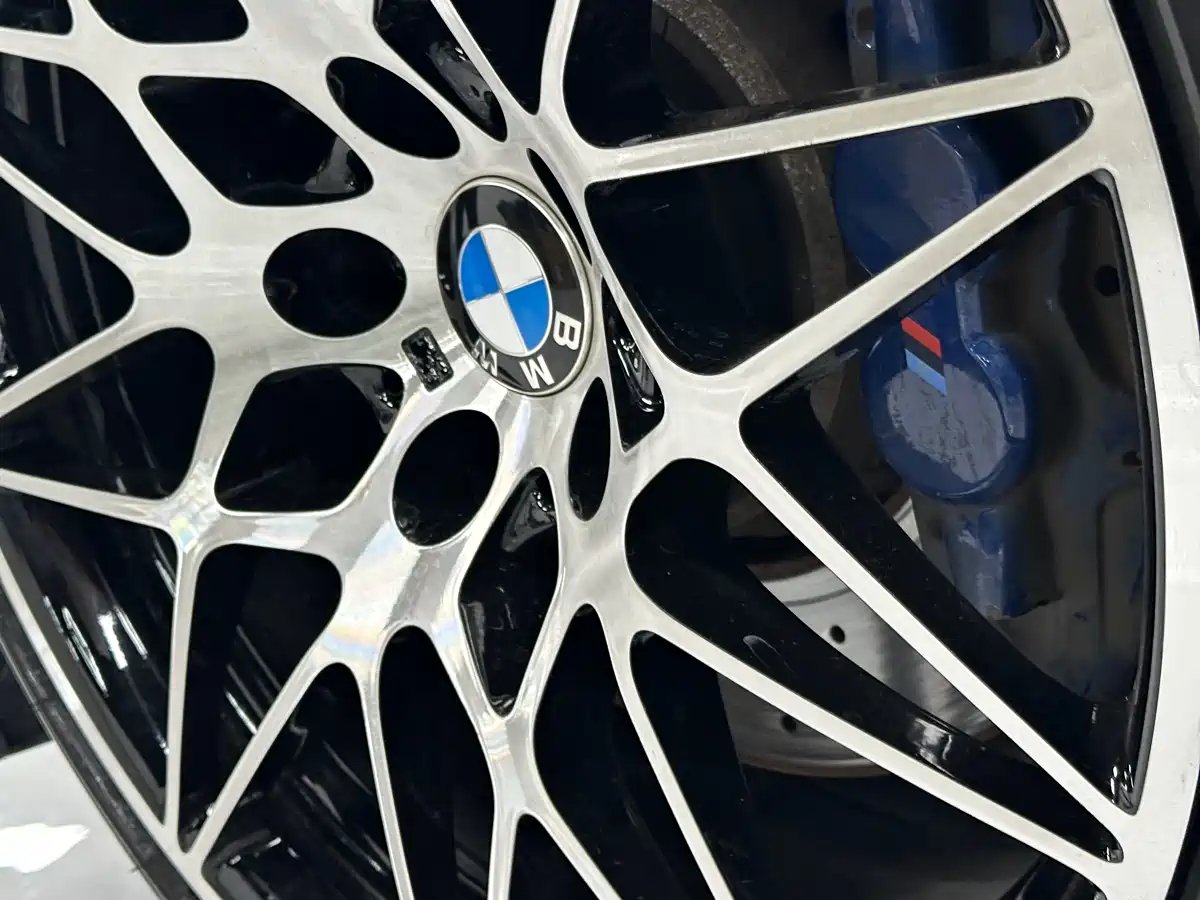 Фото 16 - BMW M4