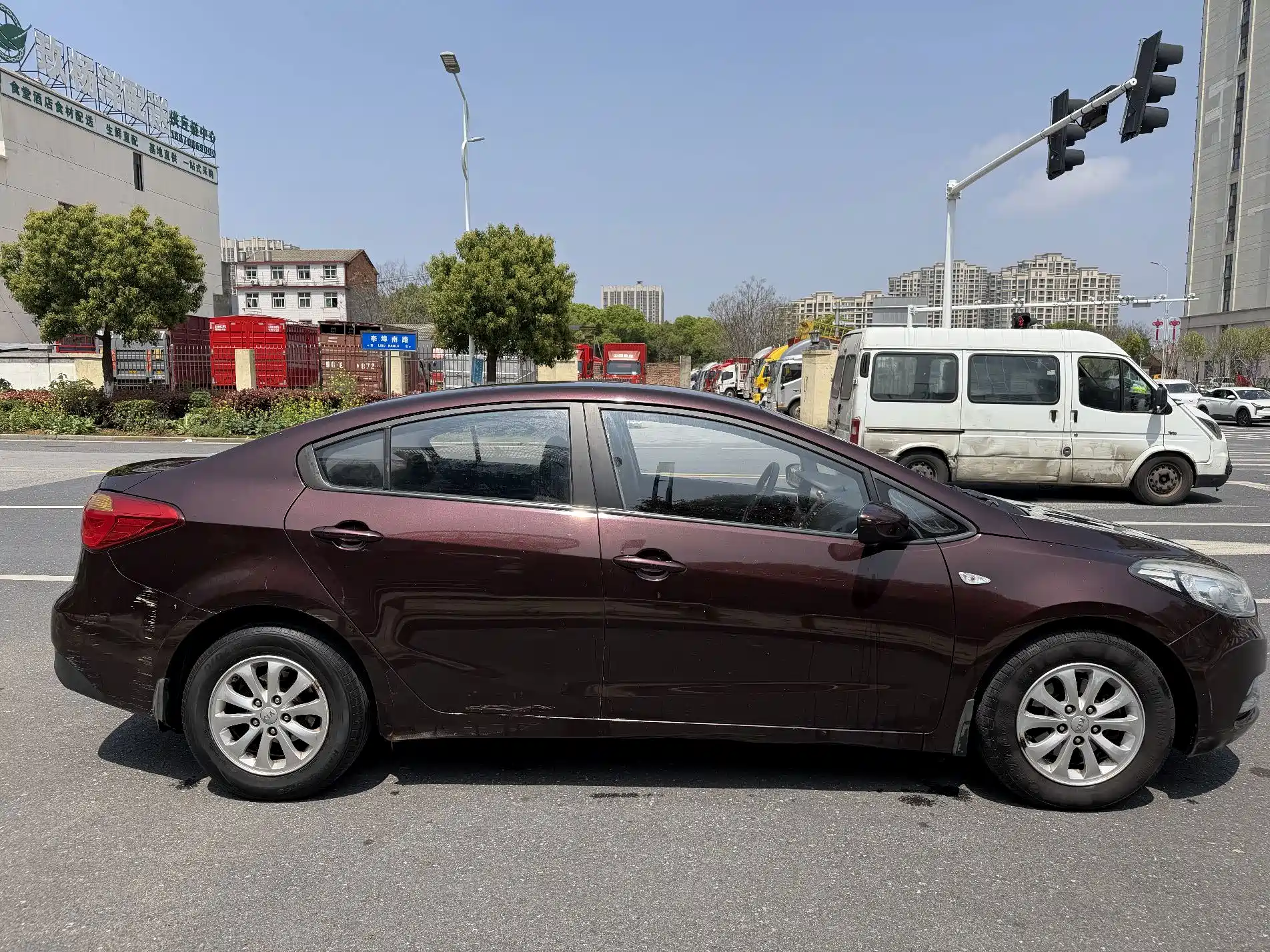 Фото 5 - Kia K3