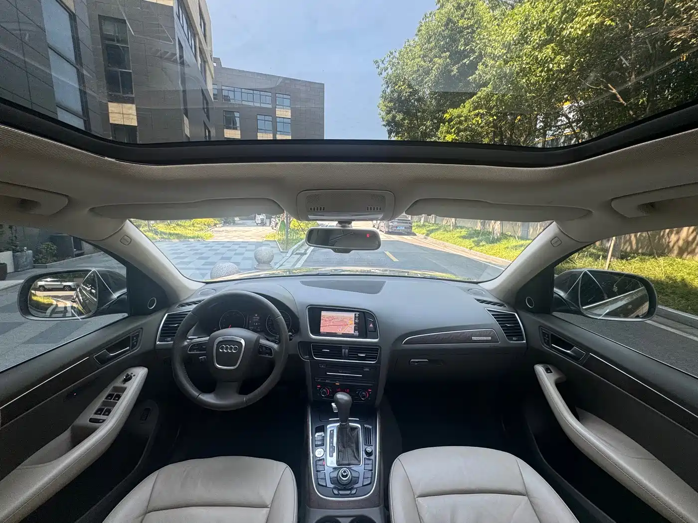 Audi Q5 (Import) 2011 2010 3.2FSI Sport