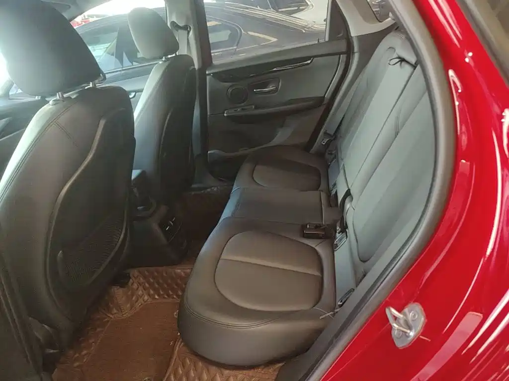 BMW 2 Series Touring 2019 2018 218i Luxury Line