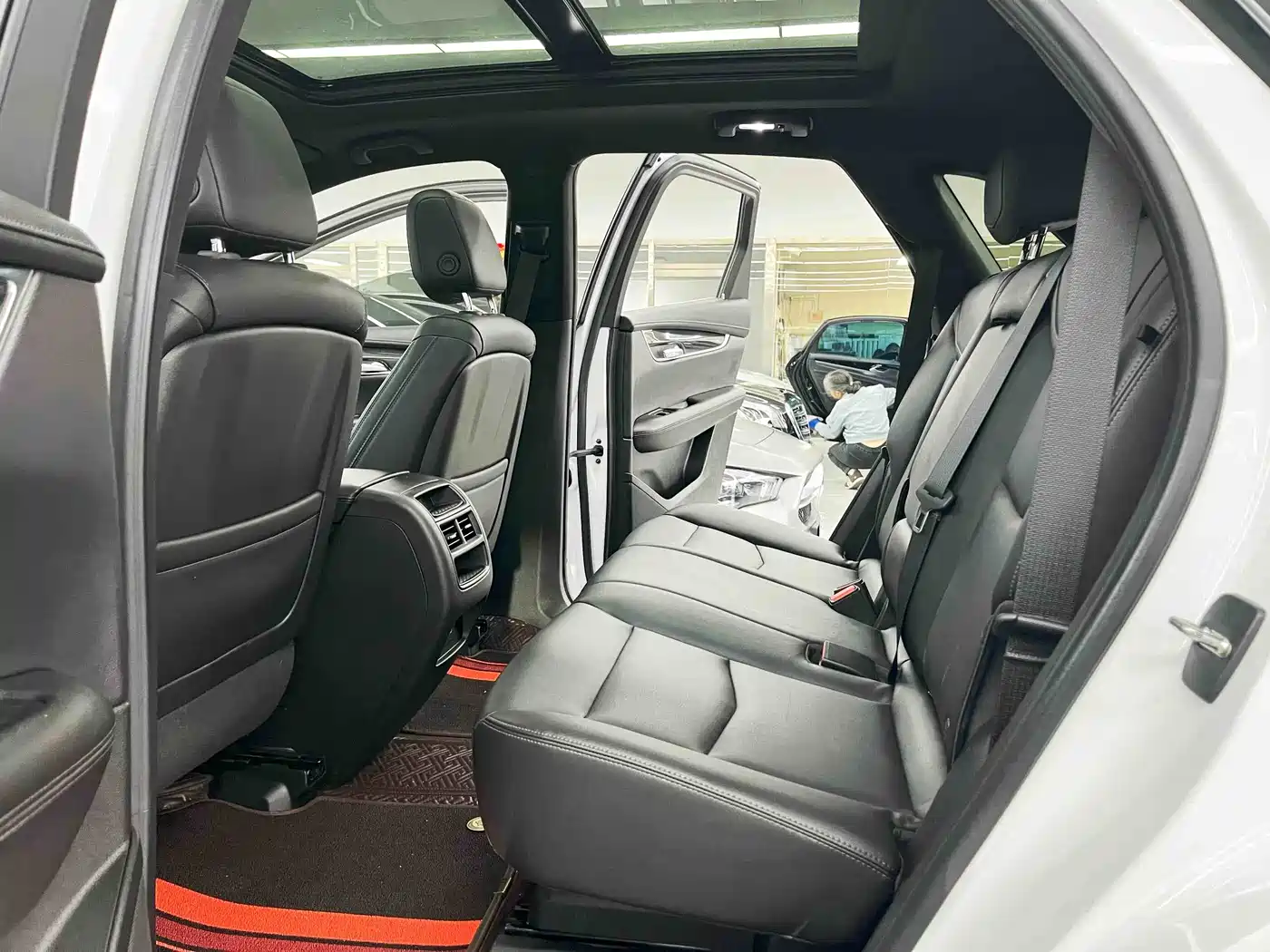 Cadillac XT5 2021 2.0T 2WD Luxury Edition фото 8