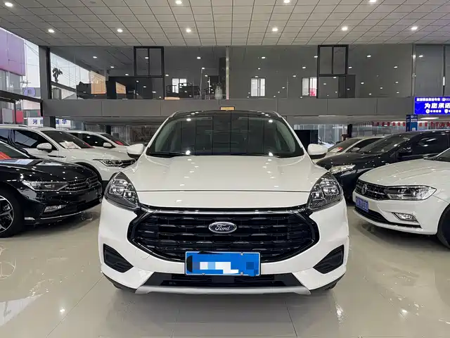 Ford Escape 2024 Model EcoBoost 245 2WD Premium Edition — фото 2