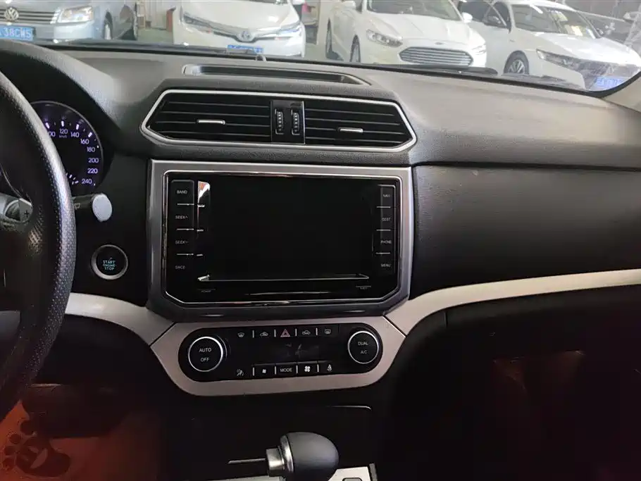 Haval H6 Coupe 2015 Model Blue Label 2.0T Automatic 2WD Elite фото 13