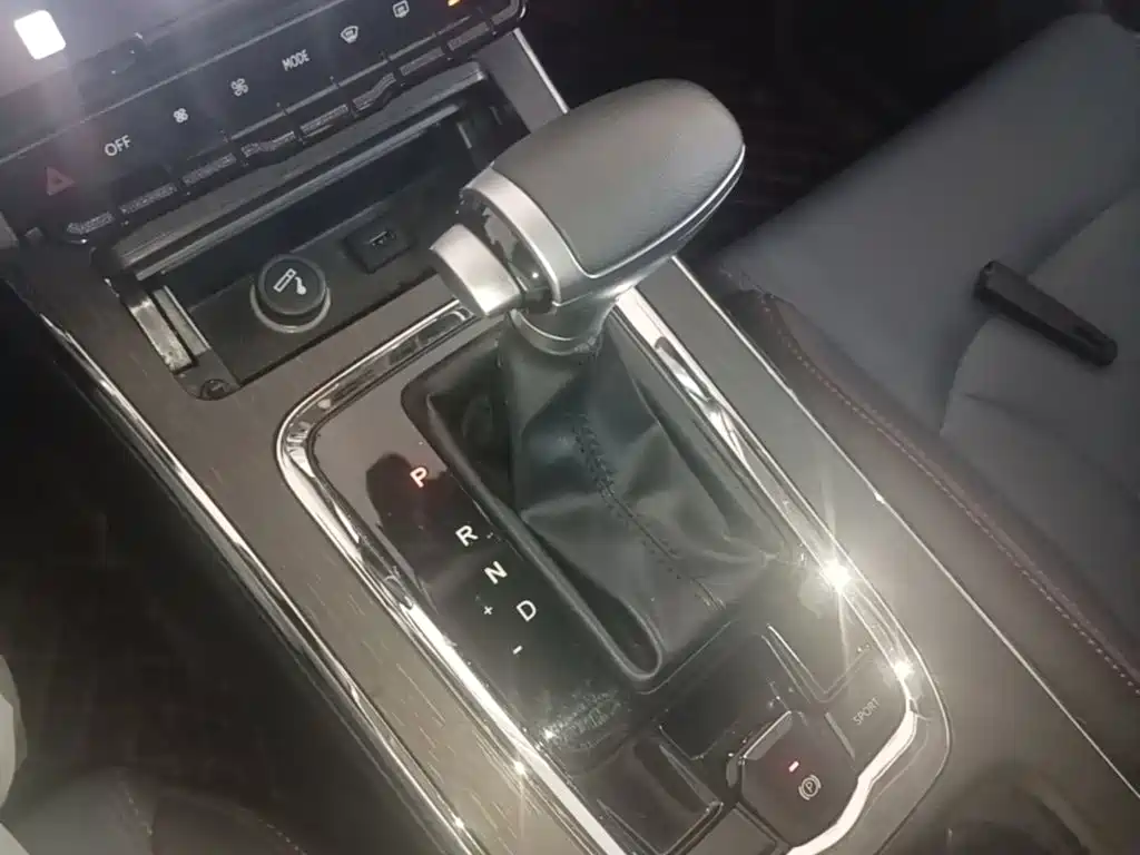 SWM Motor SWM G05 2021 2021 PRO 1.5T Automatic Luxury 7-seater