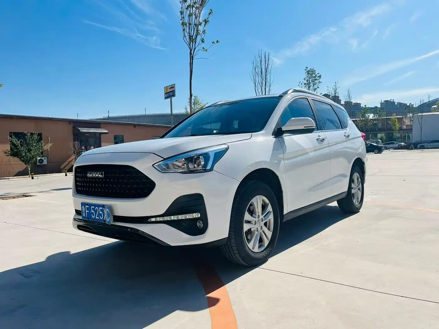 Фото 1 - Haval M6