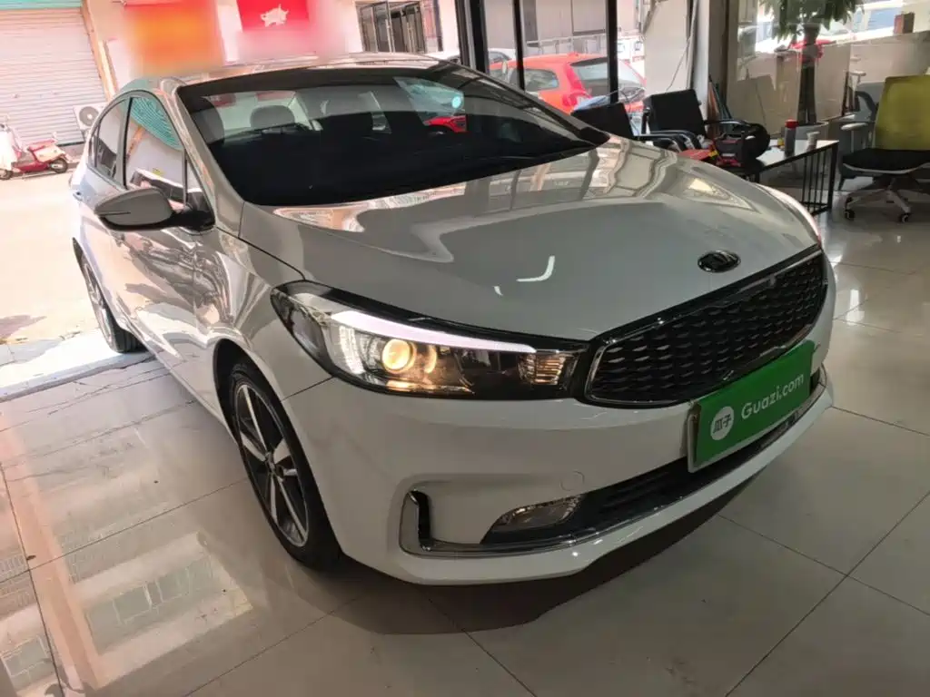 Фото 4 - Kia K3