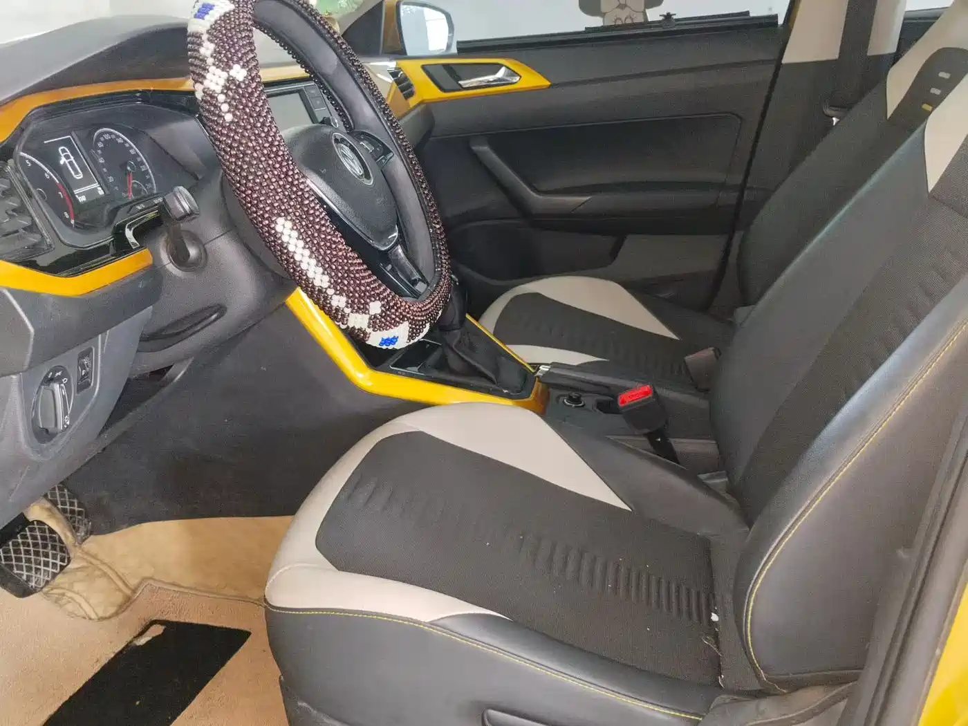 Volkswagen Polo 2019 Plus 1.5L Automatic Colorful Tech Edition фото 6