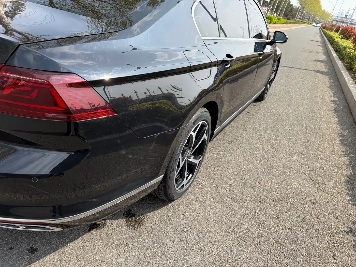 Volkswagen Magotan 2023 Model 2 Million Commemorative Edition 330TSI DSG Luxury фото 10