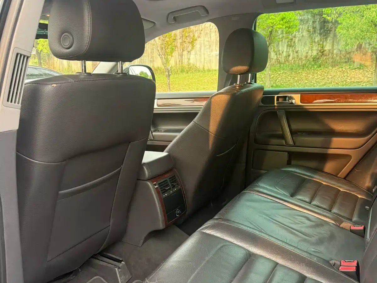 Volkswagen Touareg 2007 3.6L Premium фото 8