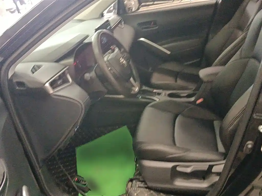 Toyota Frontlander 2023 2.0L CVT Leading Edition фото 15