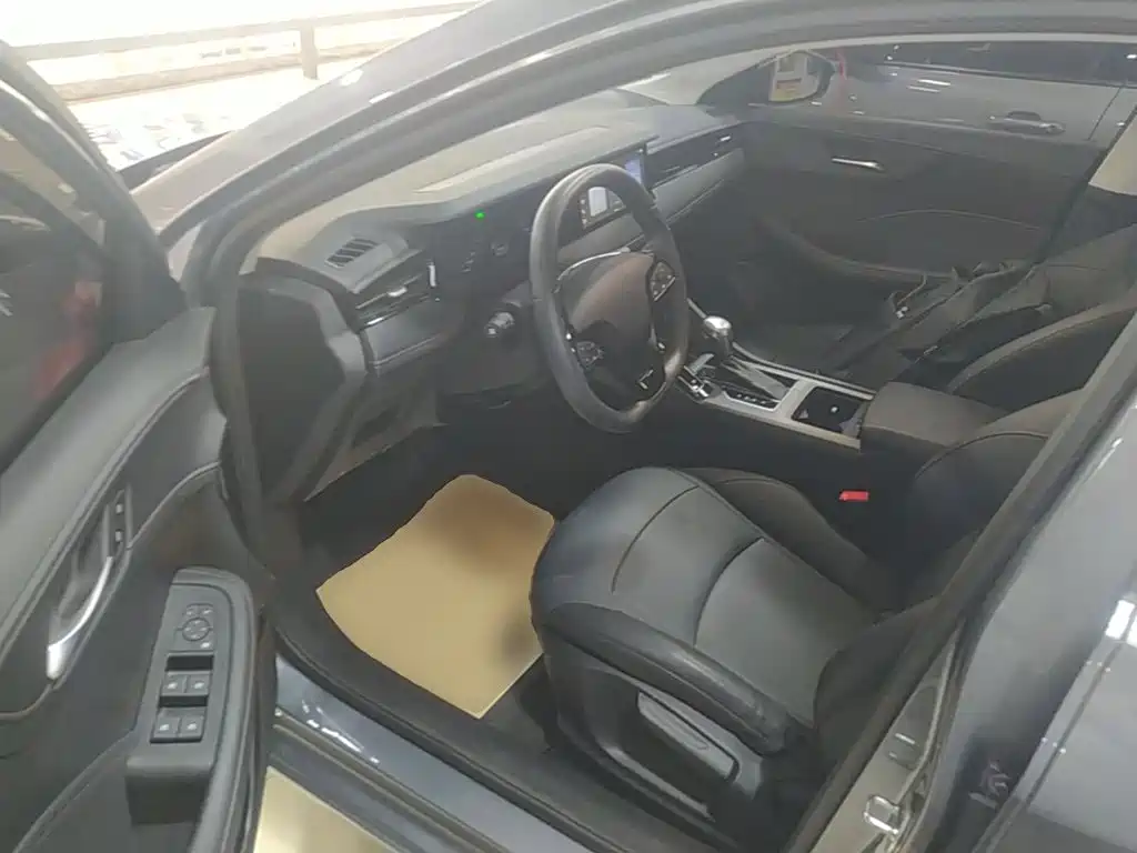 Roewe i5 2026 2026 1.5L CVT Luxury