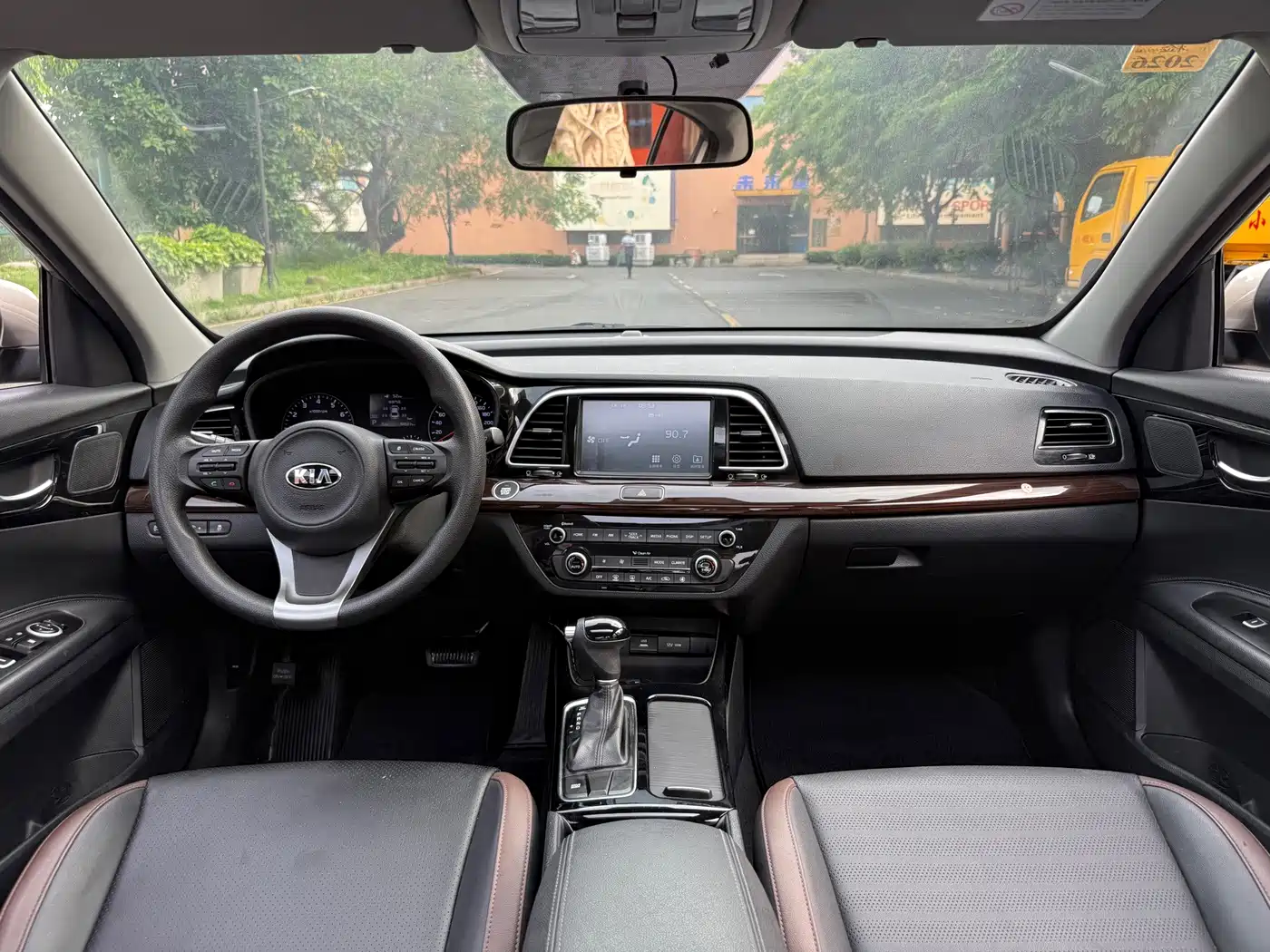 Kia Kaishen 2018 2017 1.8L Automatic GLS