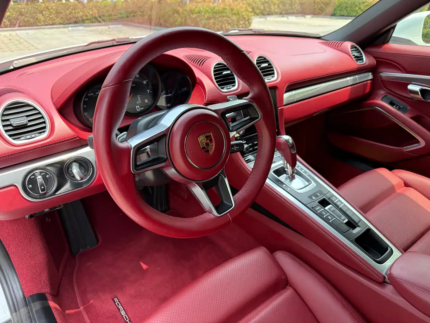 Porsche 718 2016 Boxster 2.0T фото 8