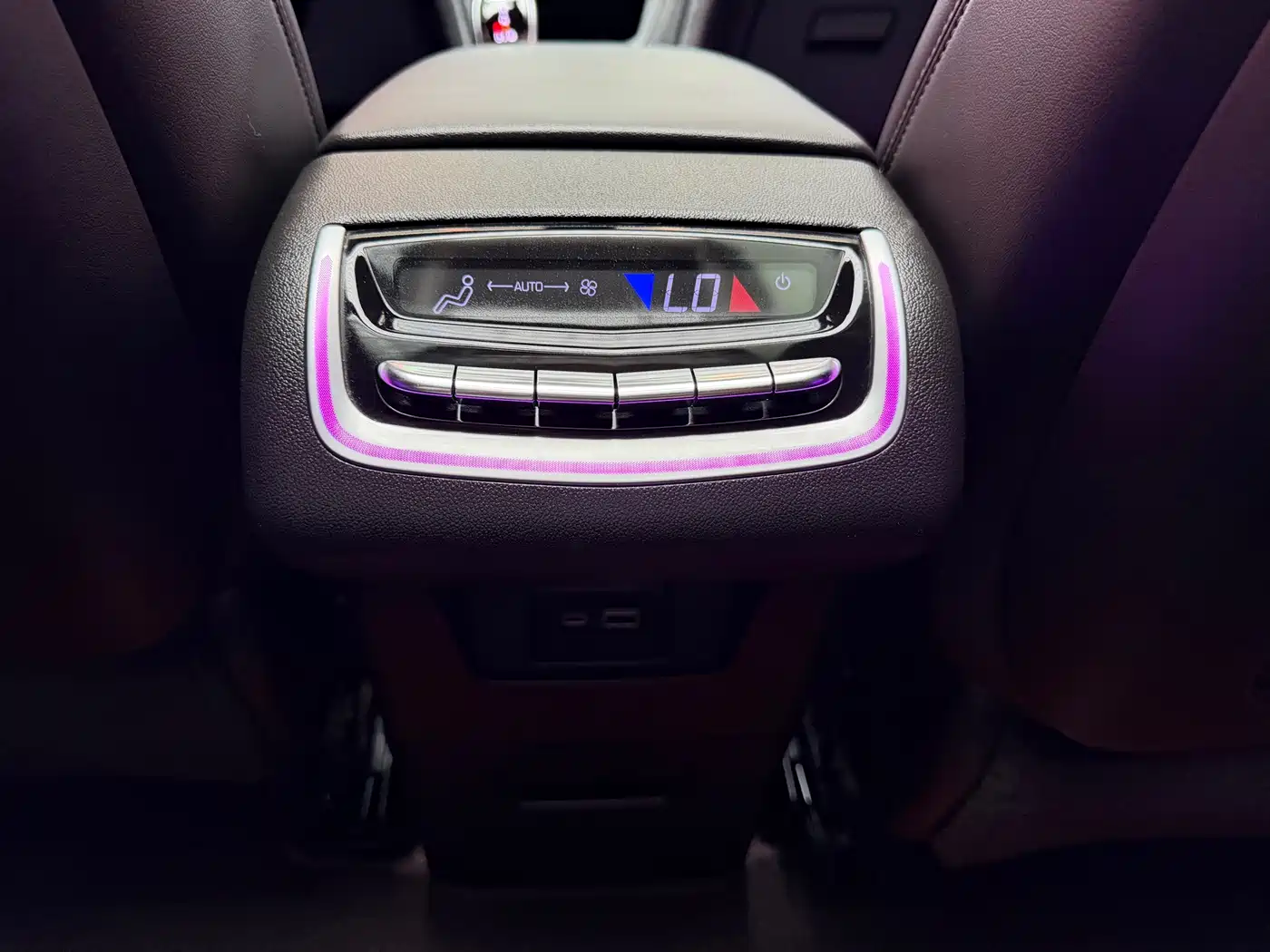 Cadillac XT6 2019 2020 28T 6-Seater 4WD Luxury Model