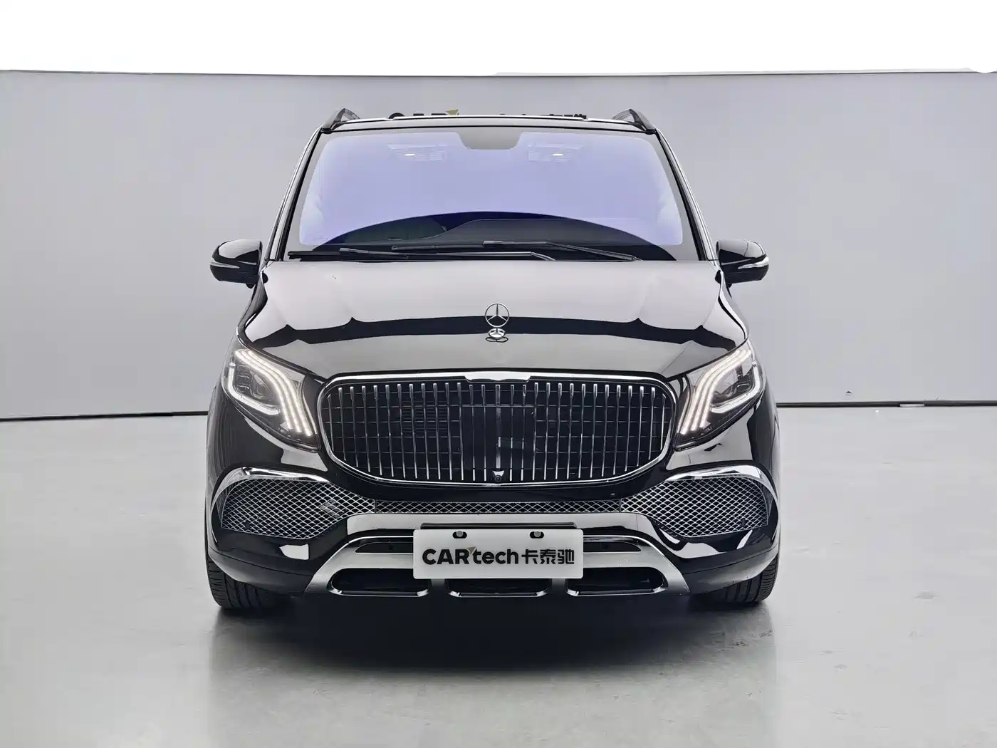 Mercedes-Benz Vito 2023 2.0T Business 7-Seater фото 2