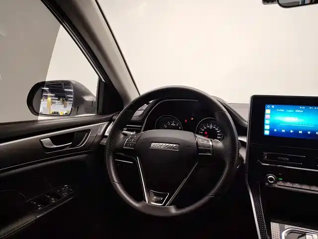 Фото 11 - Haval M6